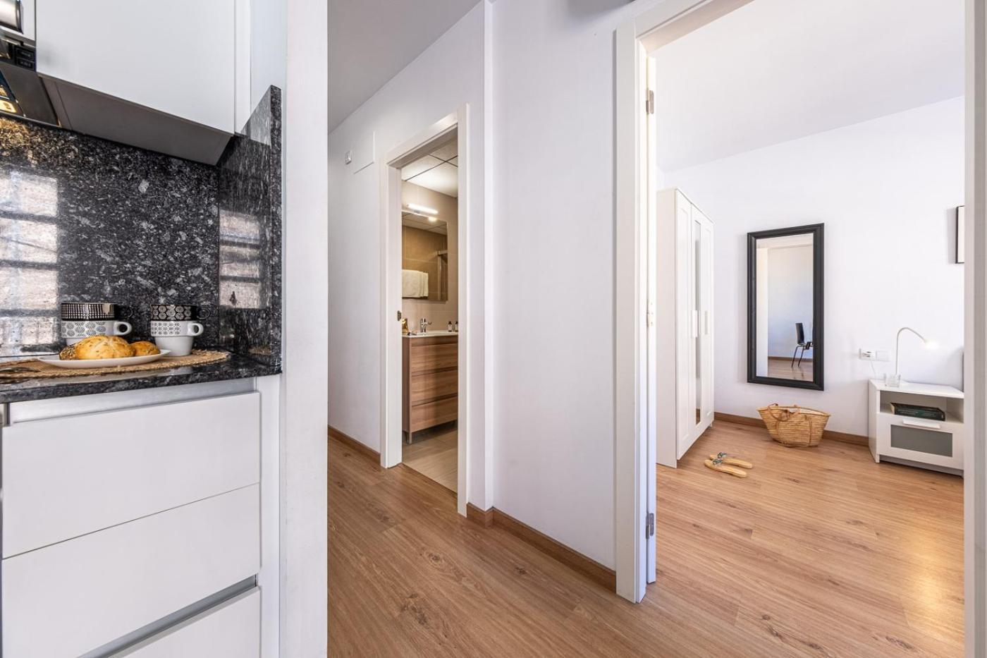 Tarragona Apartments Екстер'єр фото