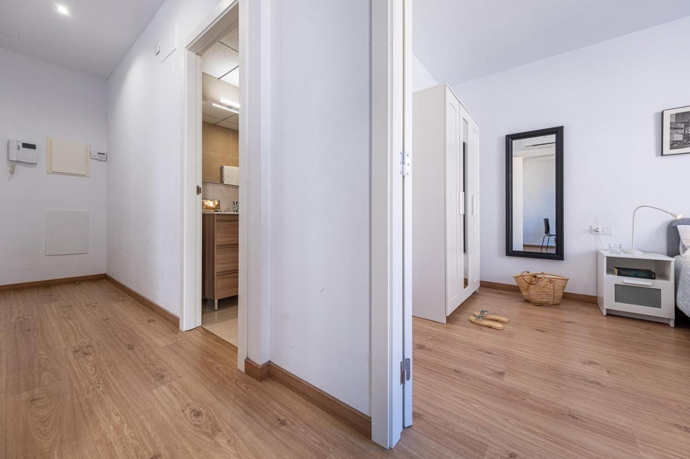 Tarragona Apartments Екстер'єр фото