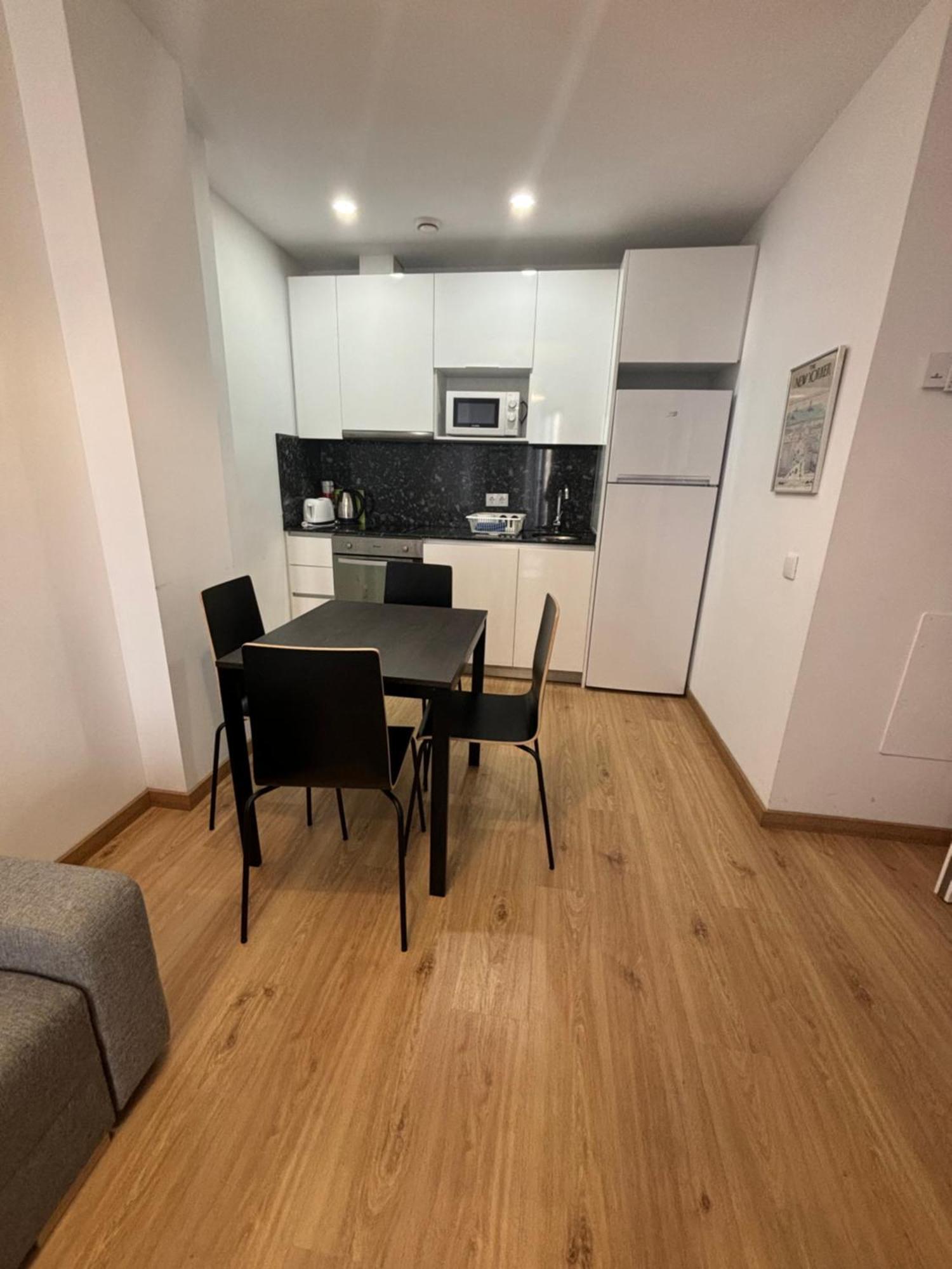Tarragona Apartments Екстер'єр фото