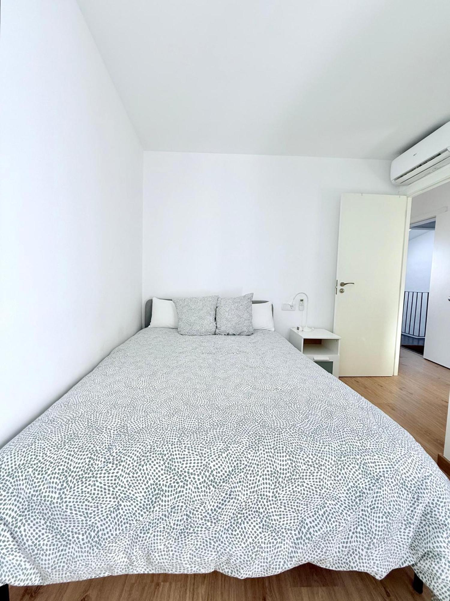 Tarragona Apartments Екстер'єр фото