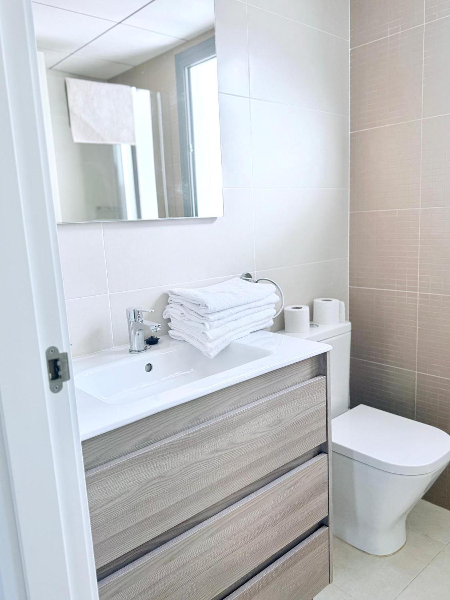 Tarragona Apartments Екстер'єр фото